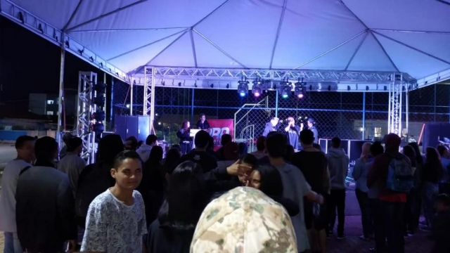 36470902_645895775769968_7938283075606151168_o