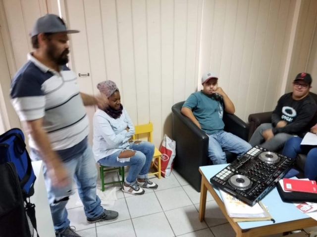 eccdc05f-82b8-407a-a2a9-5bbdd83aafdb